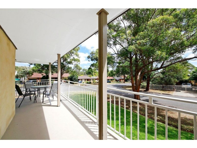 16 Aminya Crescent, Bradbury NSW 2560