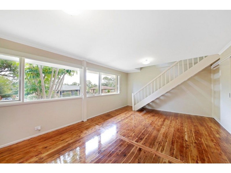 16 Aminya Crescent, Bradbury NSW 2560