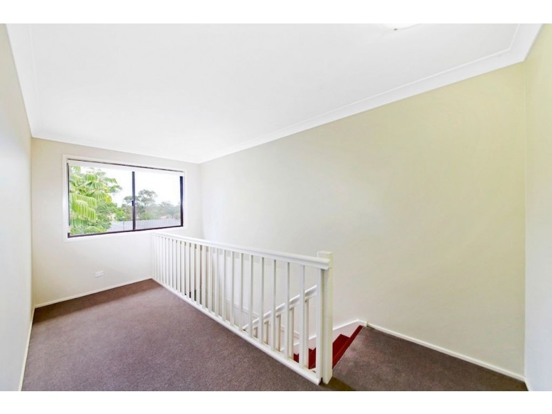 16 Aminya Crescent, Bradbury NSW 2560