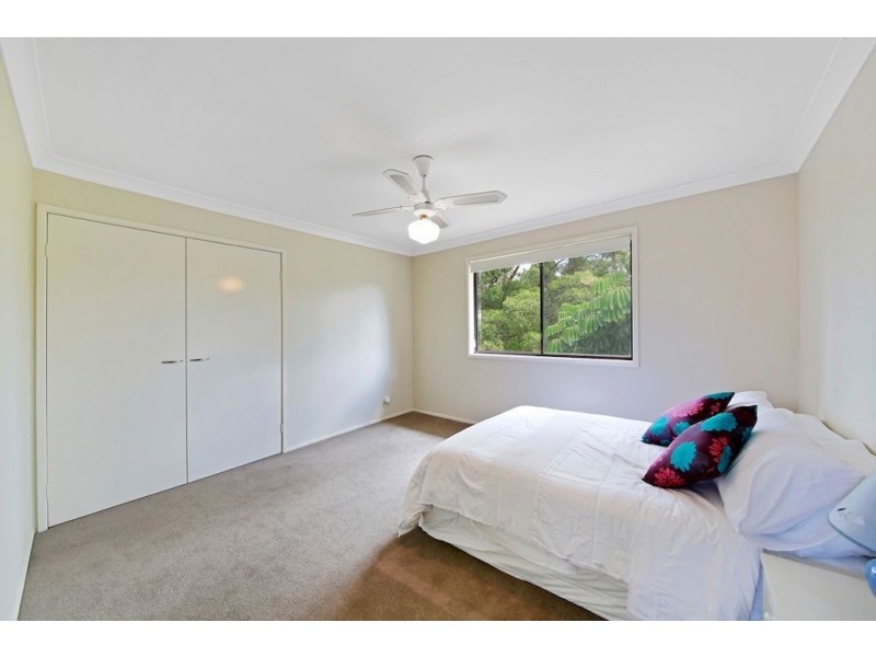 16 Aminya Crescent, Bradbury NSW 2560