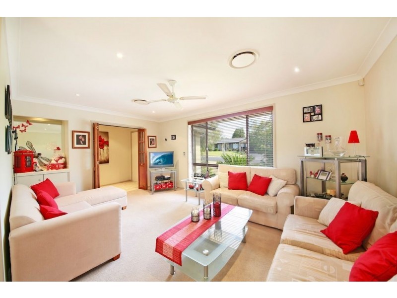 16 MacIntyre Crescent, Ruse NSW 2560