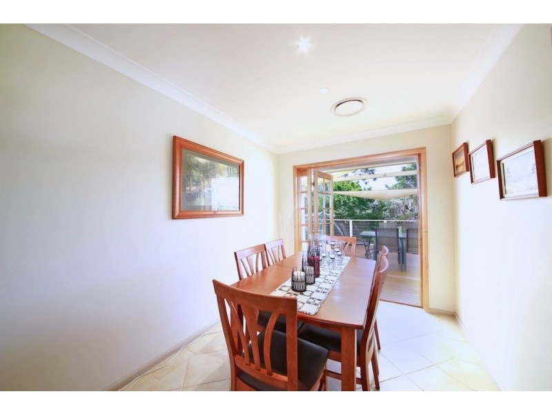 16 MacIntyre Crescent, Ruse NSW 2560