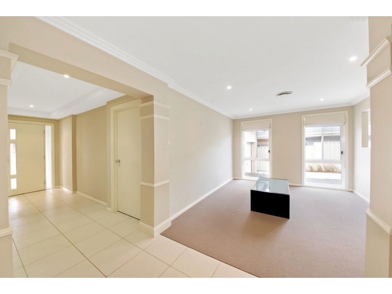 288 Mount Annan Drive, Mount Annan NSW 2567