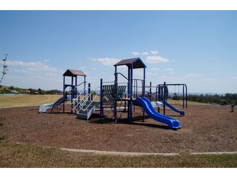 1 Wylarah Close, Glen Alpine NSW 2560