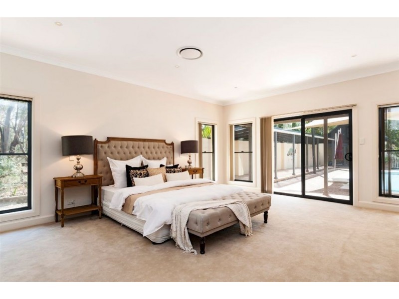 172 Georges River Road, Kentlyn NSW 2560