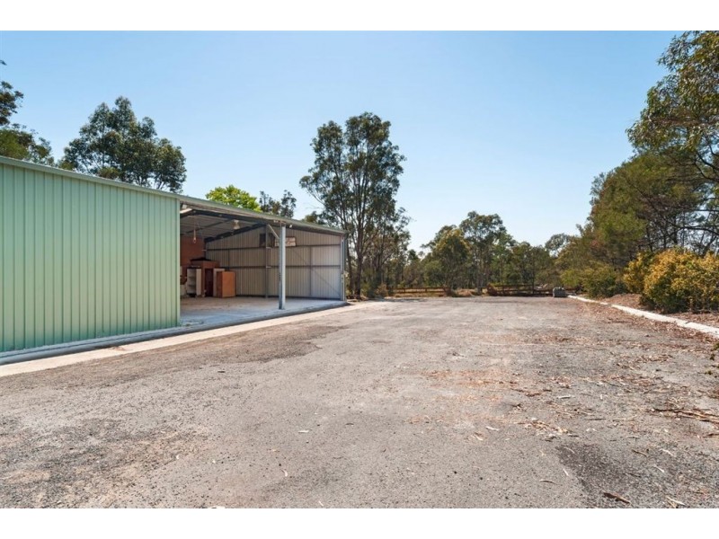 172 Georges River Road, Kentlyn NSW 2560