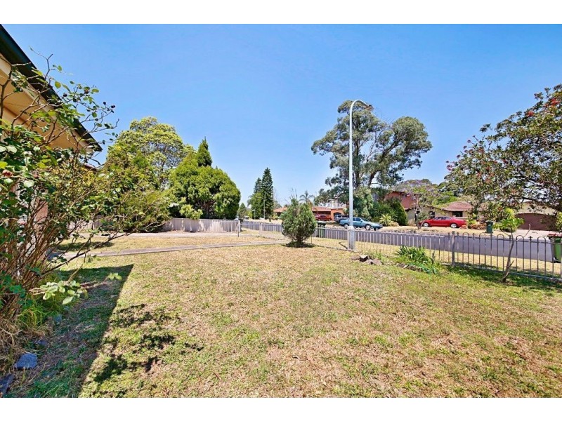 53 Longhurst Road, Minto NSW 2566