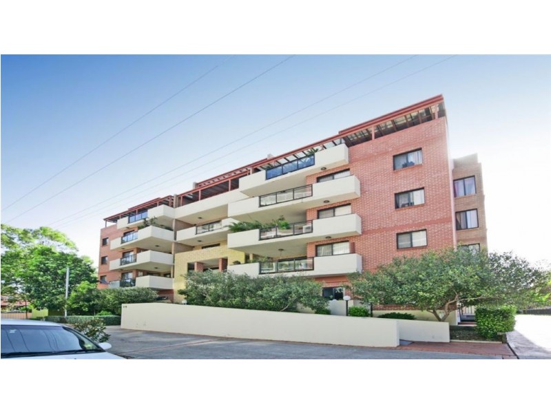 30/9-11 Bathurst Street, Liverpool NSW 2170