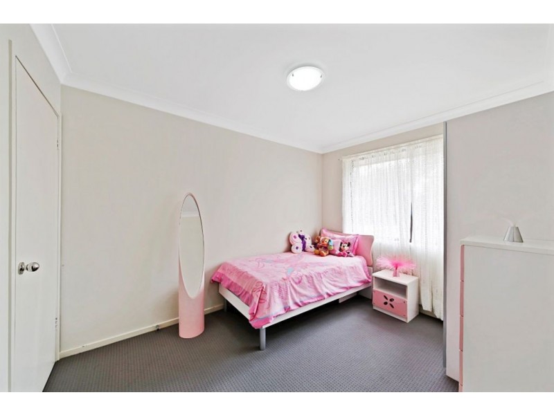 19 Glen Eagles Place, St Andrews NSW 2566