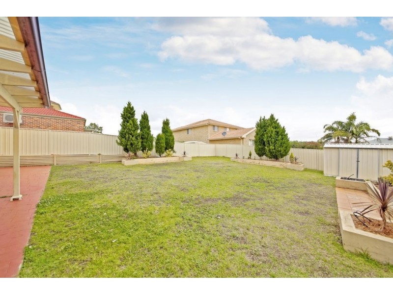 4 Rossiville Place, Glen Alpine NSW 2560