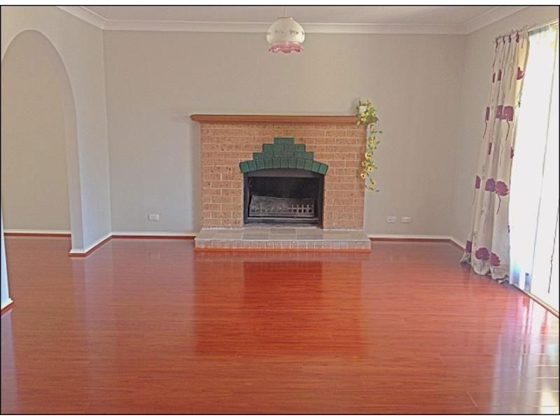 23 Warriewood Street, Woodbine NSW 2560