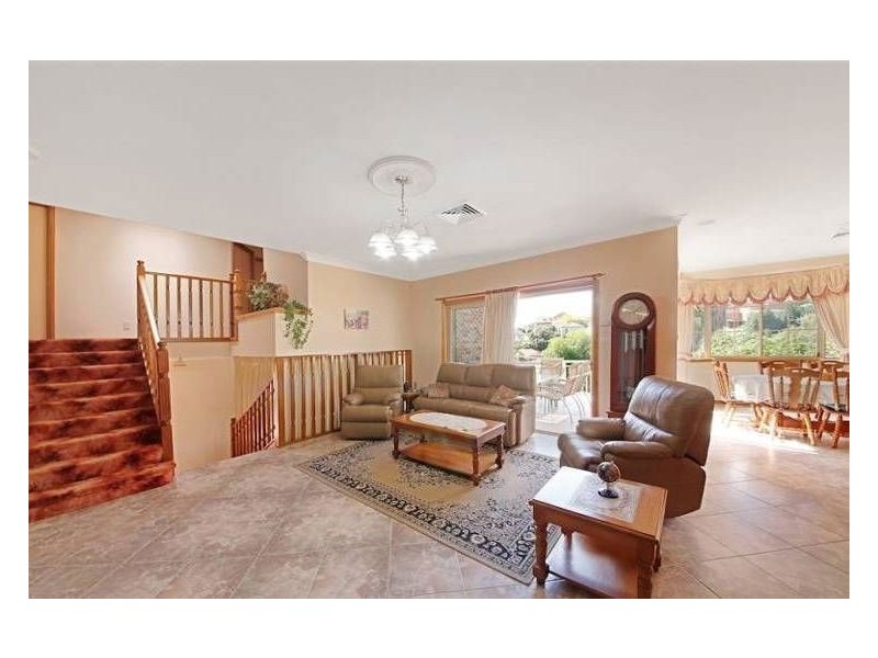 50 Claremont Circuit, Glen Alpine NSW 2560