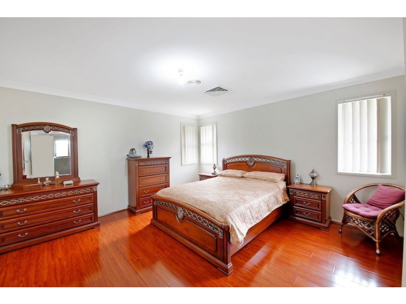 40 Paley Street, Campbelltown NSW 2560