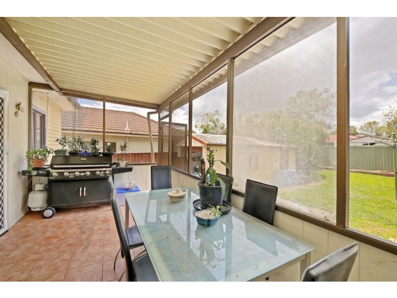 40 Waminda Avenue, Campbelltown NSW 2560