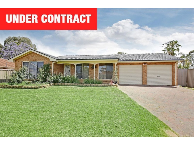 54 Donalbain Circuit, Rosemeadow NSW 2560