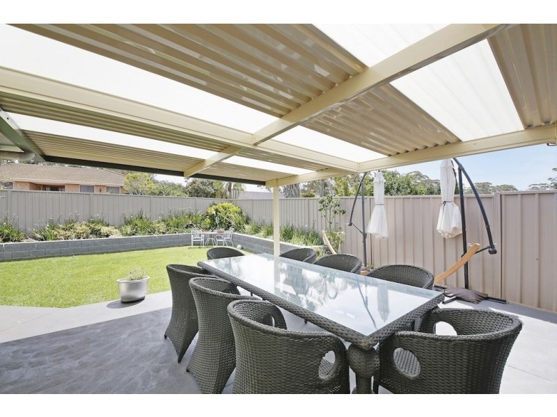 54 Donalbain Circuit, Rosemeadow NSW 2560