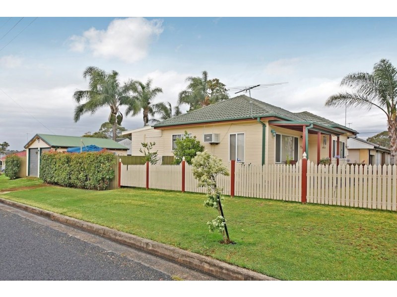 2 Albury Avenue, Campbelltown NSW 2560