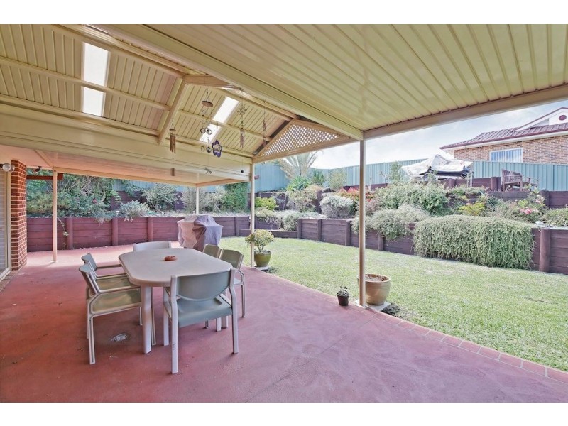 6 Mountain View Avenue, Glen Alpine NSW 2560