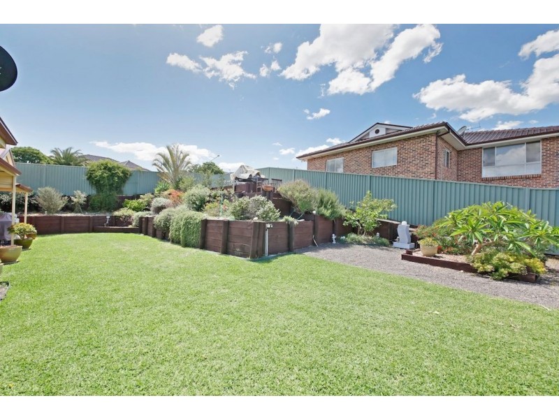 6 Mountain View Avenue, Glen Alpine NSW 2560