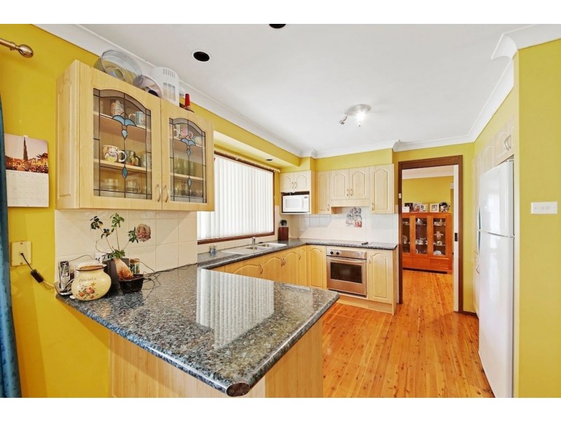 6 Javelin Place, Raby NSW 2566