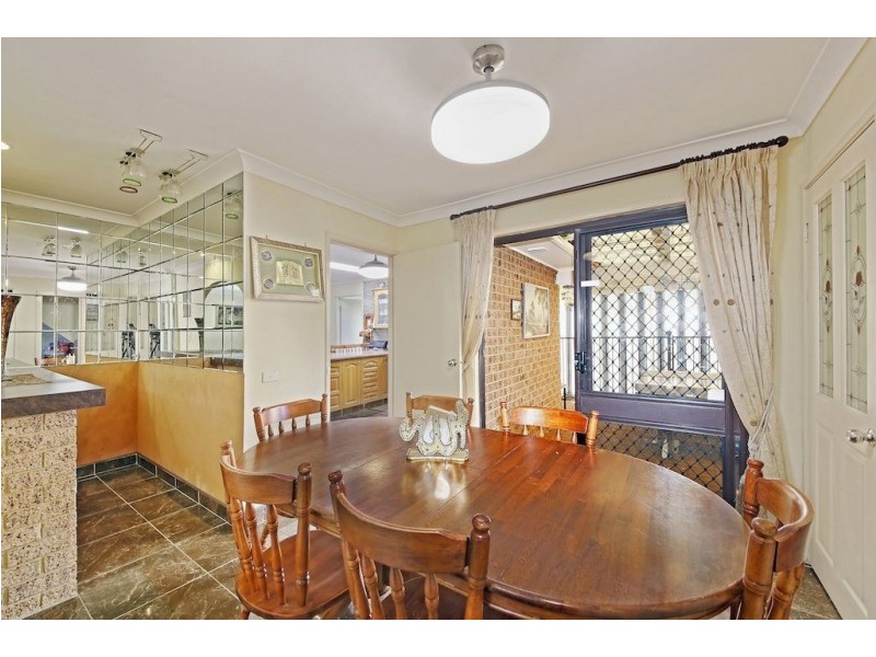 52 Queenscliff Drive, Woodbine NSW 2560