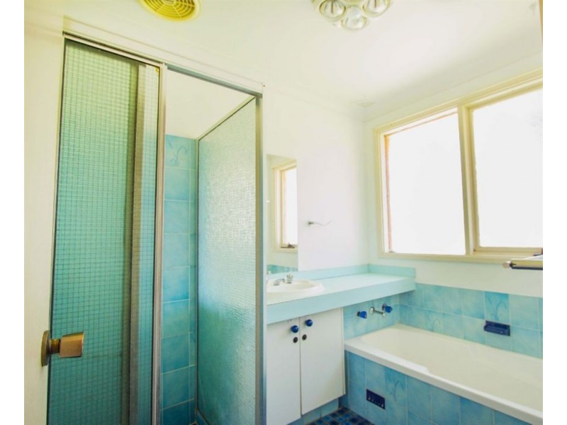 4 Seyton Place, Rosemeadow NSW 2560