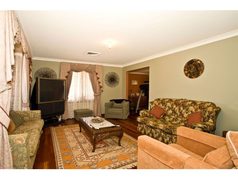 85 Abington Crescent, Glen Alpine NSW 2560