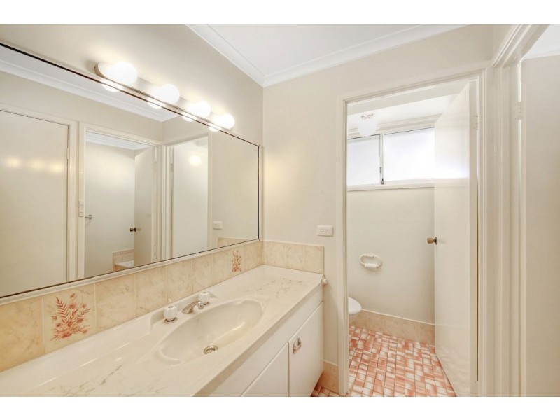 94 Crispsparkle Drive, Ambarvale NSW 2560