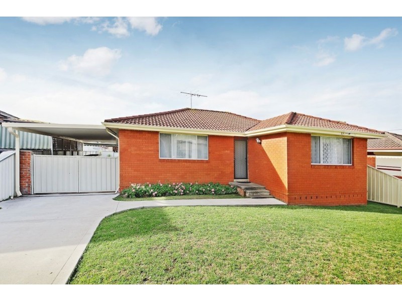 11 Bathurst Street, Leumeah NSW 2560