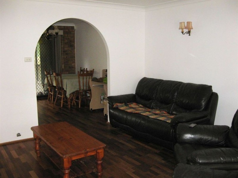 31 Boythorn Avenue, Ambarvale NSW 2560