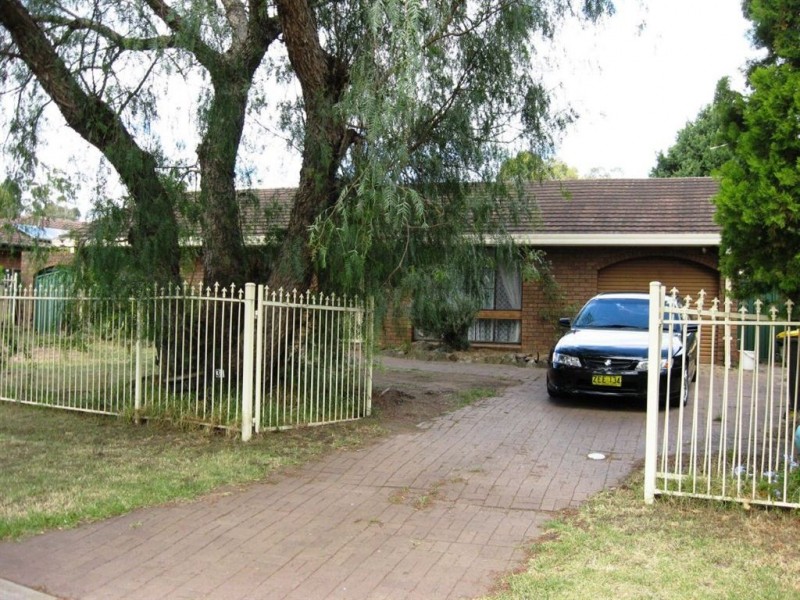 31 Boythorn Avenue, Ambarvale NSW 2560