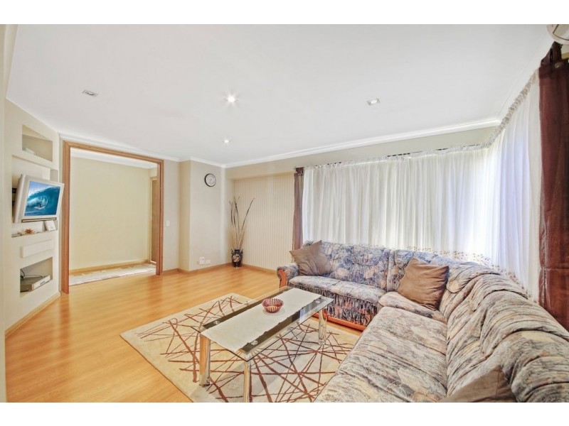 1 Jacaranda Avenue, Bradbury NSW 2560