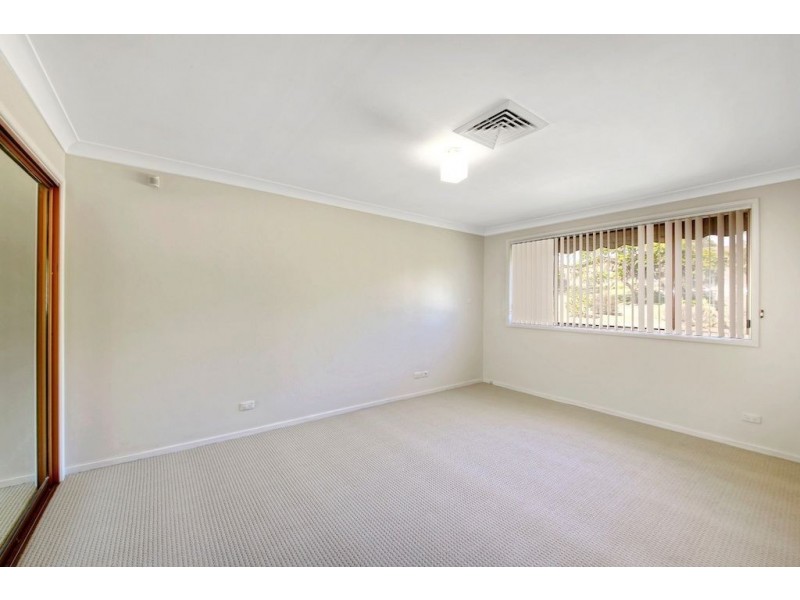 49 Clerkenwell Street, Ambarvale NSW 2560