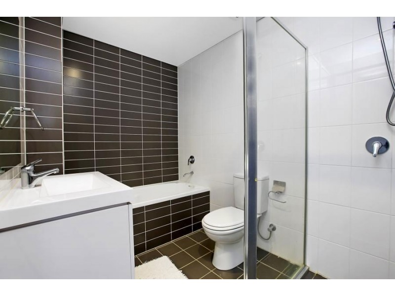 12/1 Parc Guell Drive, Campbelltown NSW 2560