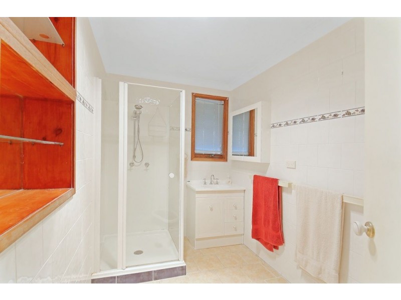 15 Whorlong Street, St Helens Park NSW 2560