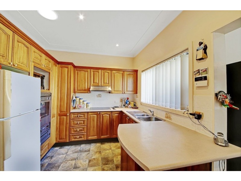 74 Macquarie Avenue, Campbelltown NSW 2560