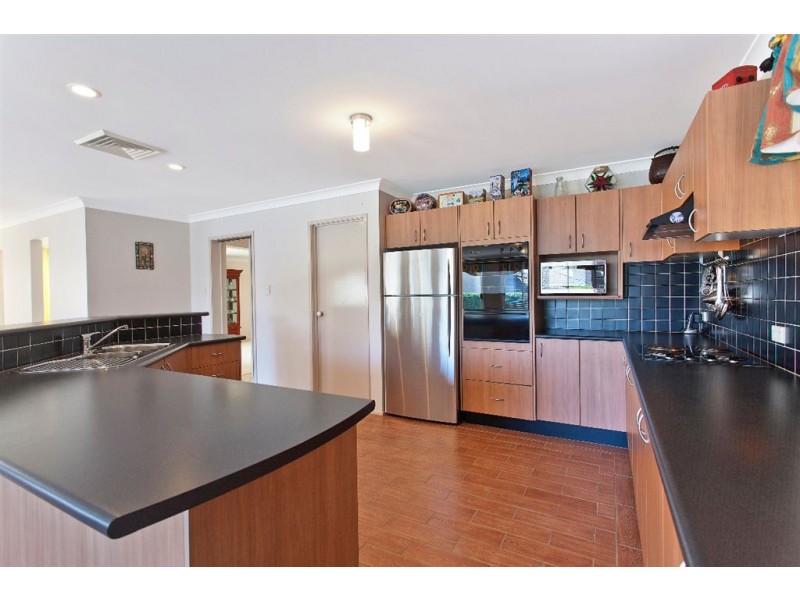3 Lord Castlereagh Circuit, Macquarie Links NSW 2565