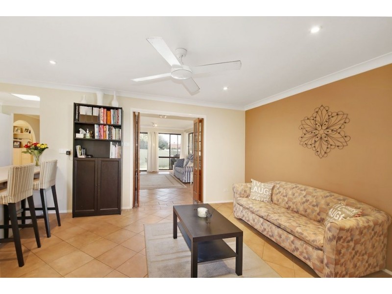 8 Macintyre Crescent, Ruse NSW 2560