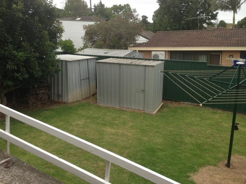 8 College Rd, Campbelltown NSW 2560