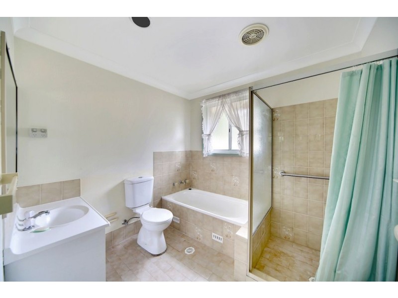 3/168-170 Cumberland Road, Ingleburn NSW 2565