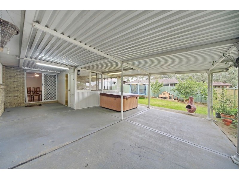 4 Viscount Close, Raby NSW 2566