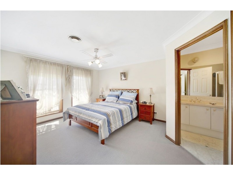 7 Glenavon Place, Glen Alpine NSW 2560