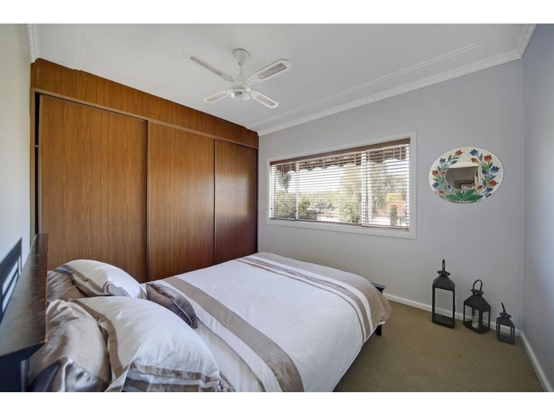 18 Bocking Avenue, Bradbury NSW 2560