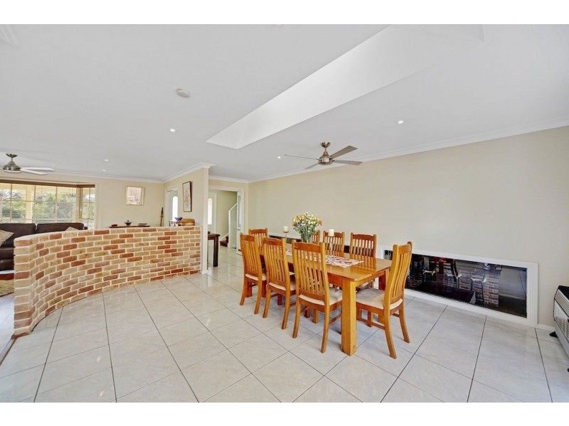 9 Laguna Place, Glen Alpine NSW 2560