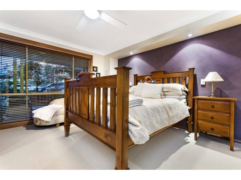 4 Braeside Crescent, Glen Alpine NSW 2560