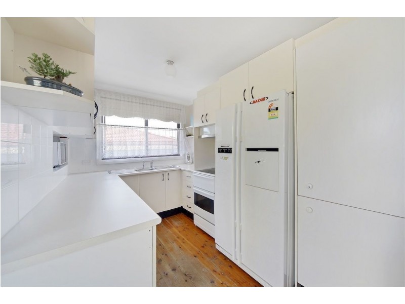 6 Cromarty Place, St Andrews NSW 2566