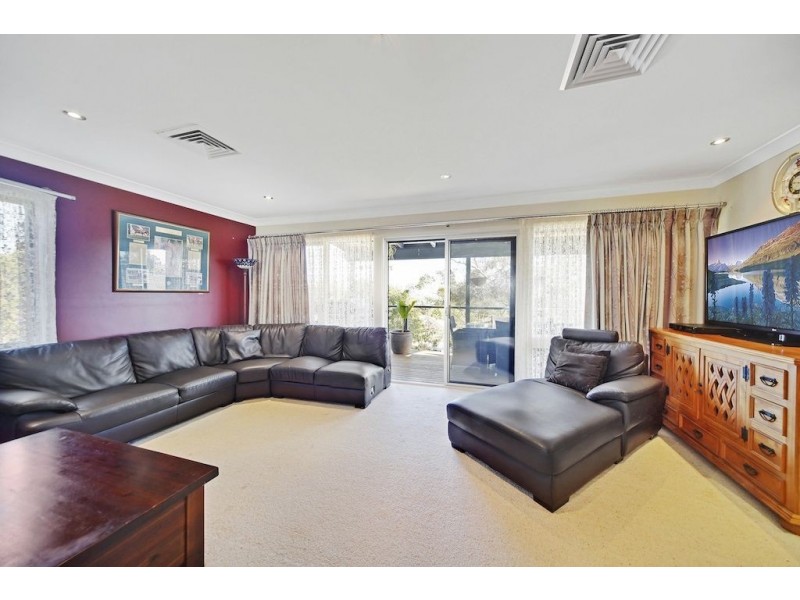 8 Austin Avenue, Campbelltown NSW 2560