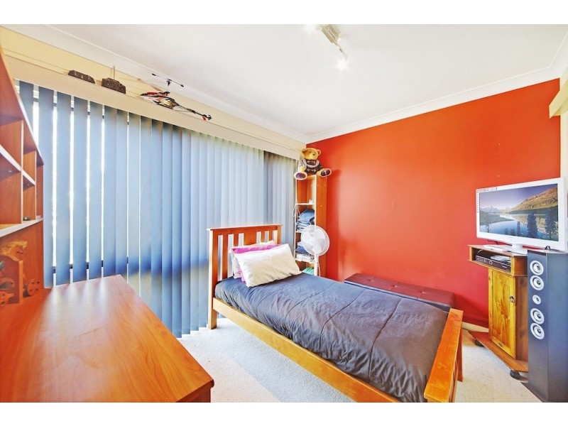 8 Austin Avenue, Campbelltown NSW 2560