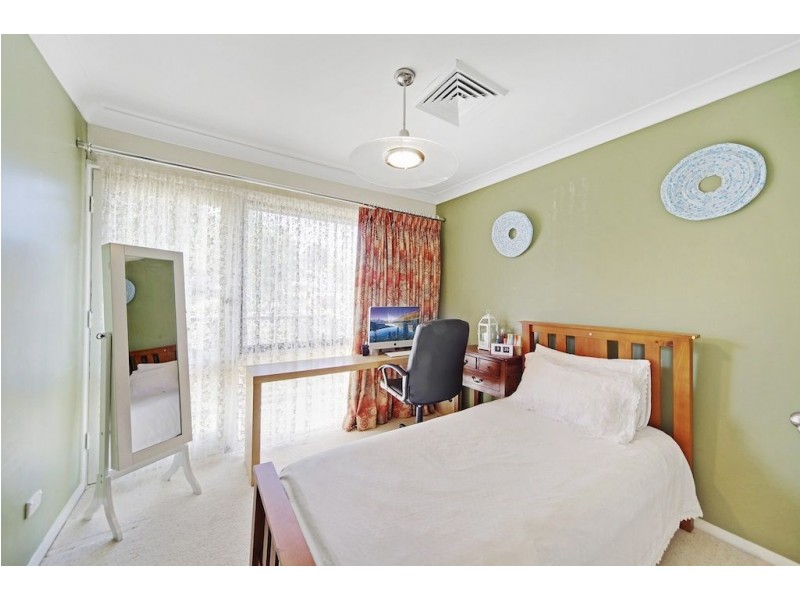 8 Austin Avenue, Campbelltown NSW 2560