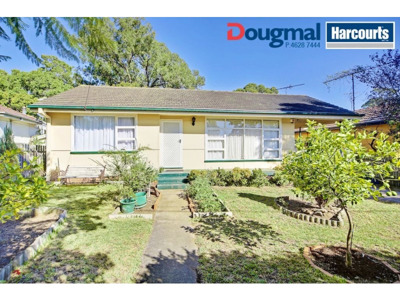 35 Brudenell Avenue, Leumeah NSW 2560